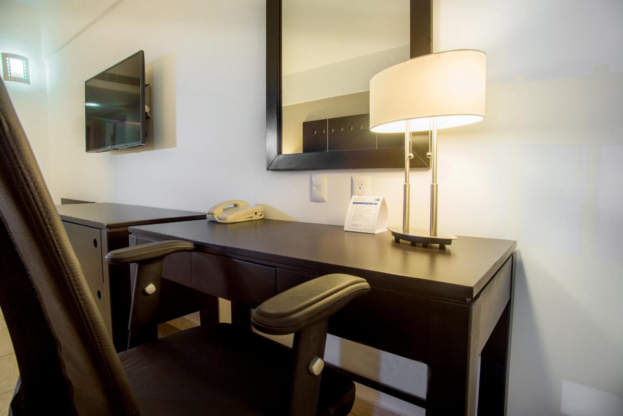 Holiday Inn Express Tapachula By Ihg Exterior photo